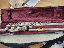 Load image into Gallery viewer, Armstrong #80 Open Hole Step Up Flute with Case - USED