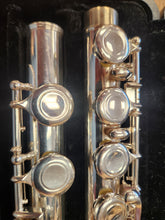 Load image into Gallery viewer, Olds NFL110PC Student Flute with Case - Used