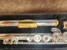 Load image into Gallery viewer, Armstrong 800BOF Open Hole Intermediate Flute with Case - Used