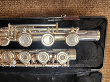 Load image into Gallery viewer, Armstrong 800BOF Open Hole Intermediate Flute with Case - Used