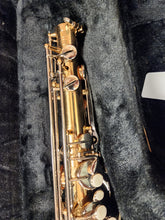 Load image into Gallery viewer, Selmer TS600 Student Model Tenor Saxophone with hard case - USED