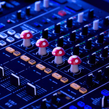 Load image into Gallery viewer, 4-Pack Mushroom Knob