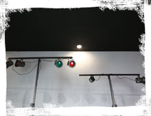 Load image into Gallery viewer, Crank Up Light Stands (2 Pack) Stage Lighting Truss System by GRIFFIN - Portable Speaker Tripod