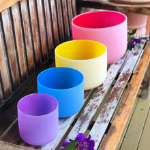 Load image into Gallery viewer, Set of 4 Rainbow Color Sound Therapy Bowls in Beige Carry-On Case