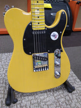 Load image into Gallery viewer, G&L Tribute ASAT Classic Electric Guitar Butterscotch Blonde