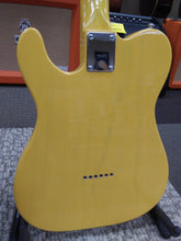 Load image into Gallery viewer, G&L Tribute ASAT Classic Electric Guitar Butterscotch Blonde