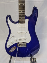 Load image into Gallery viewer, Silvertone SS11 Lefty Strat Style Electric Guitar SS11LHCBL Blue
