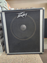 Load image into Gallery viewer, Peavey 115 15&quot; Bass Guitar Cabinet - USED
