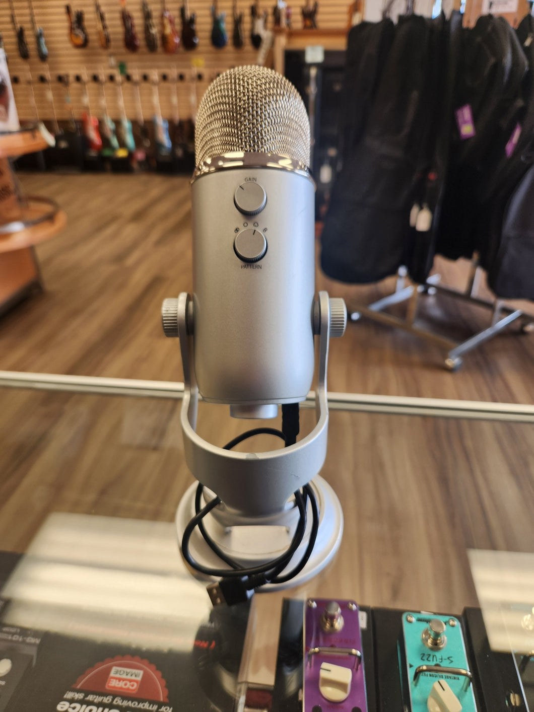 Blue USB Microphone and Stand - USED – Missouri Music Center LLC