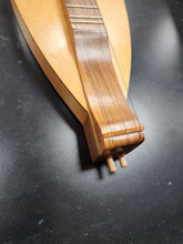 Load image into Gallery viewer, Cripple Creek Dulcimer with case - USED
