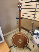 Load image into Gallery viewer, Vintage Lange Tenor Banjo with hard case - USED
