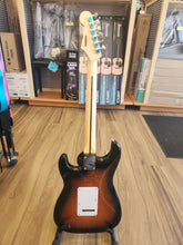 Load image into Gallery viewer, Squier Sonic STRAT TS Stratocaster Electric Guitar - Like New
