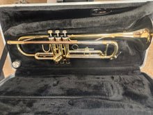 Load image into Gallery viewer, Olds NTR110PC Trumpet with Case - Like New
