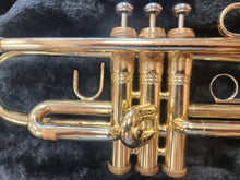 Load image into Gallery viewer, King 601 Trumpet with Case - USED
