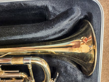 Load image into Gallery viewer, Eastman ETR-221 Trumpet with Case - USED
