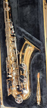 Load image into Gallery viewer, Selmer TS500 Student Model Tenor Saxophone with hard case - USED
