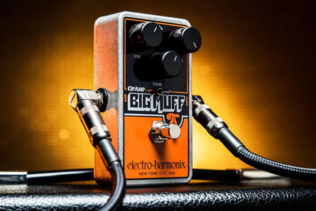 Electro-Harmonix Op-Amp Big Muff Fuzz/Distortion/Sustainer Guitar Effects Pedal