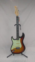 Load image into Gallery viewer, Tagima TG-500 LH SB Electric Guitar Sunburst Left Handed TG-500 LH SB
