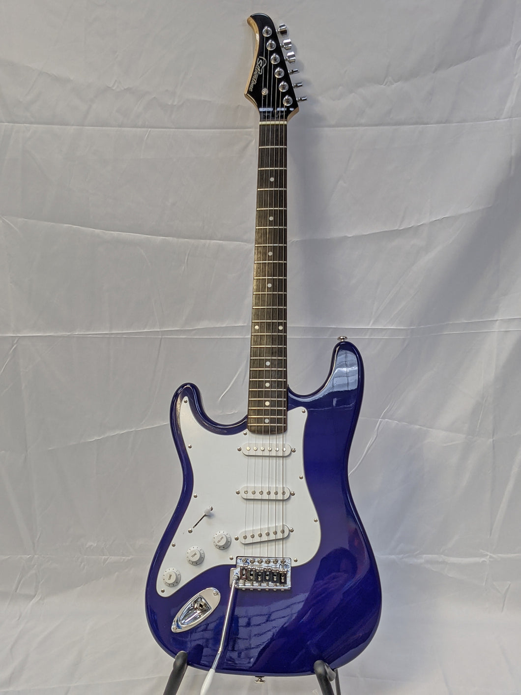 Silvertone SS11 Lefty Strat Style Electric Guitar SS11LHCBL Blue