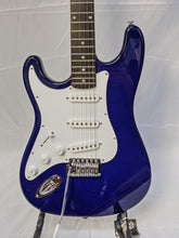 Load image into Gallery viewer, Silvertone SS11 Lefty Strat Style Electric Guitar SS11LHCBL Blue
