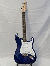 Load image into Gallery viewer, Silvertone SS15CBL Electric Guitar Cobalt  Blue
