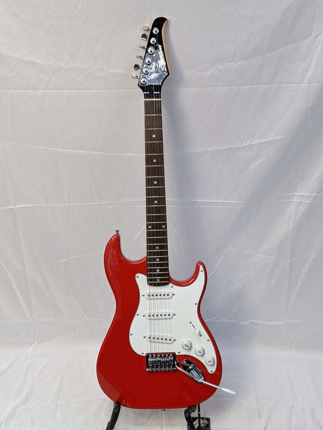 Silvertone SS11RD Electric Guitar Red