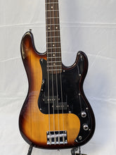 Load image into Gallery viewer, Silvertone SSLB11TS Electric Bass Guitar Sunburst
