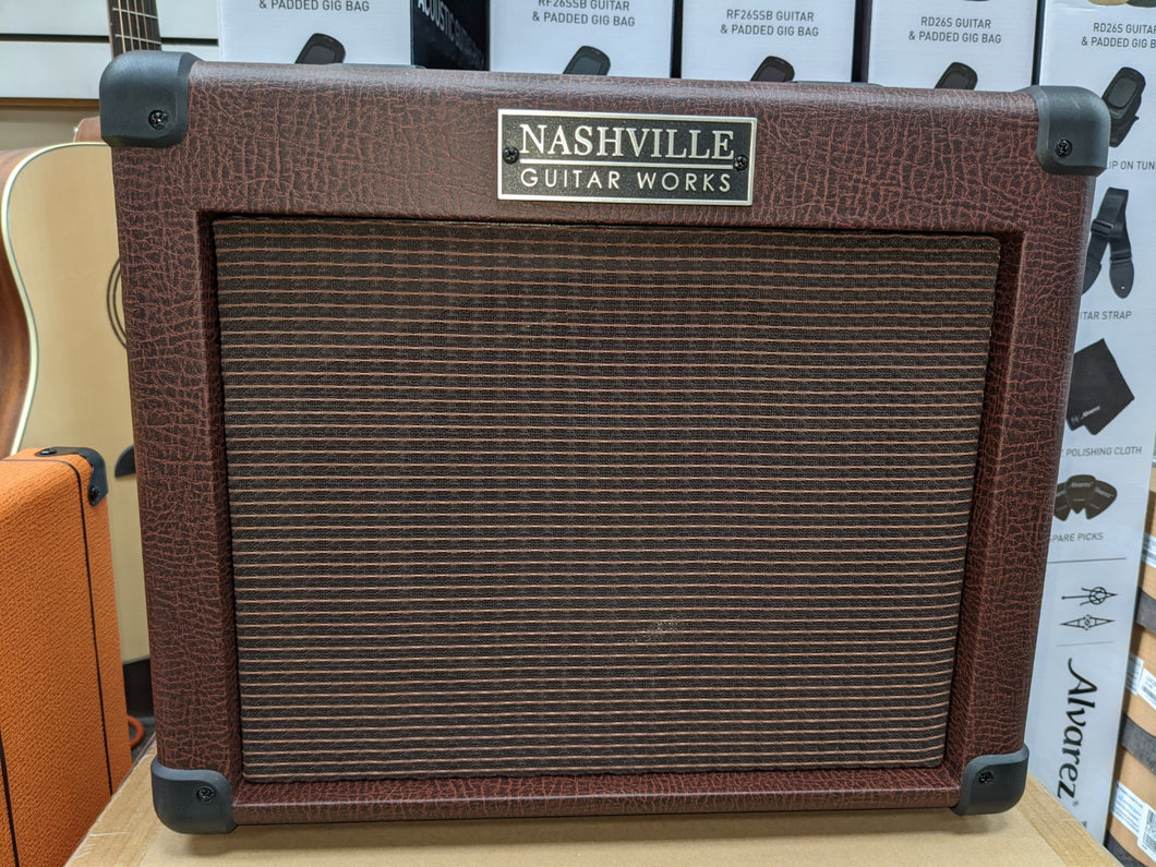 Nashville Guitar Works NGWA A15 Acoustic Guitar Amplifier