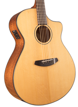 Load image into Gallery viewer, Breedlove Discovery Concerto CE Sitka-Mahogany DSCO01CESSMA Acoustic Electric Guitar Natural
